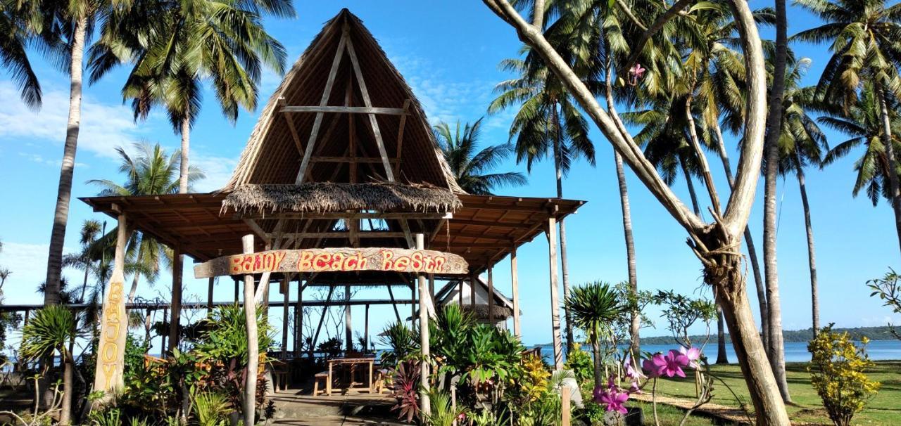 Sunari Beach Resort Selayar Matalalang Exterior foto