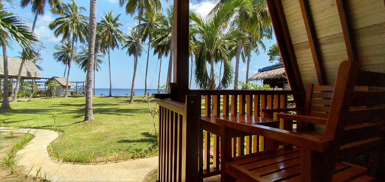 Sunari Beach Resort Selayar Matalalang Exterior foto